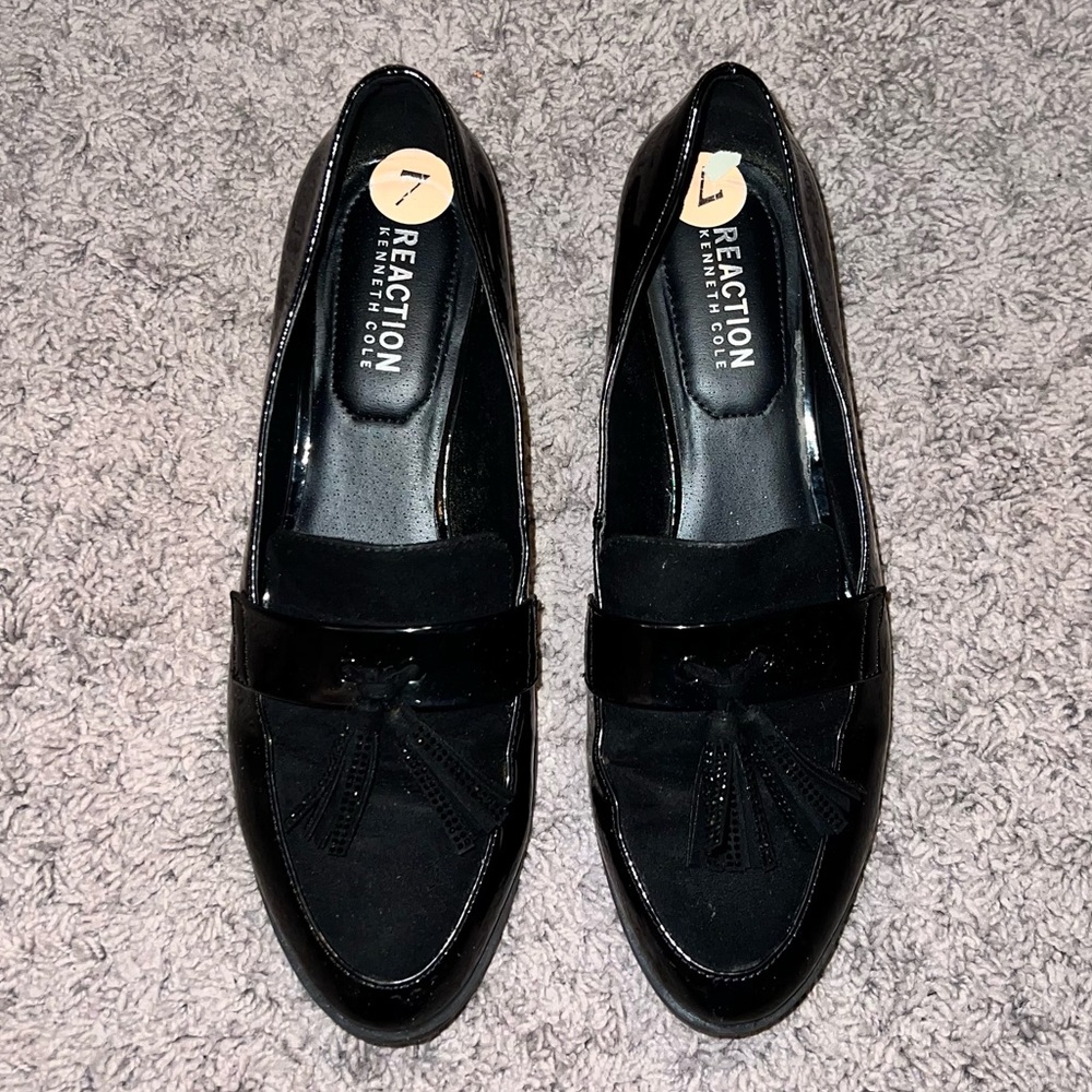 Kenneth Cole black loafers